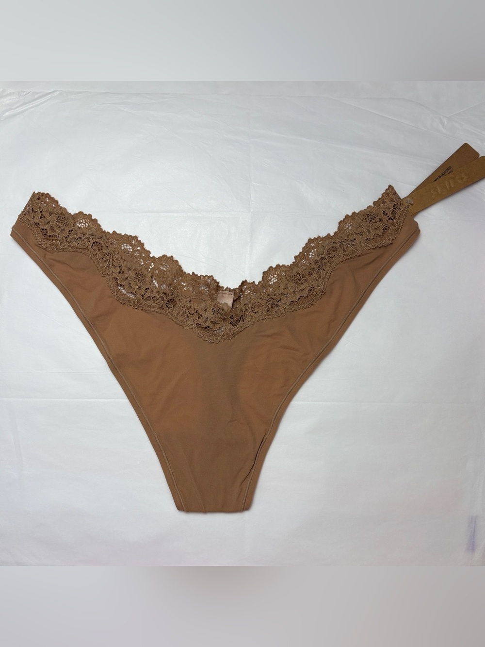 🤎 SKIMS Fits Everybody Lace Dipped Thong | Sienna Brown | Sz. 4X | NWT 🏷️